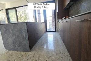 NAV-Shinnoki_Pure-Walnut_Curved-Island NAV-Shinnoki_Pure-Walnut_Curved-Island