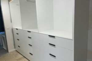 Master-Display-Robe_3 Master-Display-Robe_3