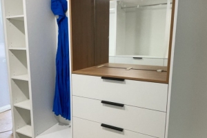 Master-Display-Robe_TasOak Master-Display-Robe_TasOak