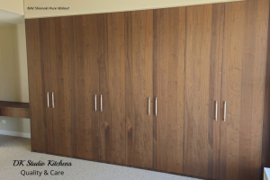 Timber-Veneer_NAV-Shinnoki Timber-Veneer_NAV-Shinnoki